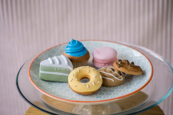 Tikiri Toys- Cookie-Natural Rubber Teether, Rattle & Pretend Play