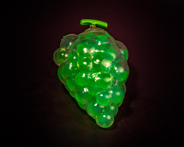 Squeeze Grapes - Three LiL Monkeys Three LiL Monkeys